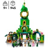 LEGO Wicked 75684 Benvenuti nella Città di Smeraldo, Gioco da Collezione per Bambini 9+ con Torre Giocattolo e 5 Personaggi, Giochi di costruzione Gioco da Collezione per Bambini 9+ con Torre Giocattolo e 5 Personaggi, Set da costruzione, 9 anno/i, Plastica, 945 pz, 1,32 kg