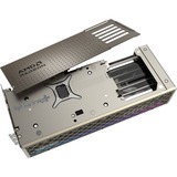 SAPPHIRE Radeon RX 9070 XT Nitro+ Gaming OC argento