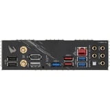 GIGABYTE B550 AORUS ELITE AX V2 Scheda madre - CPU AMD Ryzen 5000, VRM a 12+2 fasi, fino a 4733 MHz DDR4, 1xPCIe 4.0 + 1xPCIe 3.0 M.2, Wi-Fi 6E, LAN 2.5GbE, USB 3.2 Gen 2 grigio scuro, VRM a 12+2 fasi, fino a 4733 MHz DDR4, 1xPCIe 4.0 + 1xPCIe 3.0 M.2, Wi-Fi 6E, LAN 2.5GbE, USB 3.2 Gen 2, AMD, Socket AM4, AMD Ryzen 3000 Series, AMD Ryzen 4000 Series, AMD Ryzen 5000 Series, Socket AM4, DDR4-SDRAM, 128 GB