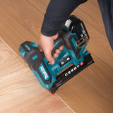 Makita Graffatrice a batteria DST630Z, 18 Volt blu/Nero