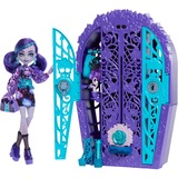 Mattel HYT74, Bambola 