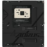 GIGABYTE X870 AORUS INFINITY, Scheda madre 
