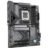 GIGABYTE X870 EAGLE WIFI7 Scheda Madre - Supporta CPU AMD Ryzen 9000, 14+2+2 fasi VRM, fino a 8000MHz DDR5 (OC), 1xPCIe 5.0 + 2xPCIe 4.0, Wi-Fi 7, LAN 2.5GbE, USB 4 Nero/grigio, 14+2+2 fasi VRM, fino a 8000MHz DDR5 (OC), 1xPCIe 5.0 + 2xPCIe 4.0, Wi-Fi 7, LAN 2.5GbE, USB 4, AMD, Socket AM5, AMD Ryzen 7000 Series, AMD Ryzen 8000 Series, AMD Ryzen 9000 Series, Socket AM5, 256 GB, DDR5-SDRAM