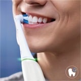 Braun Oral-B iO Ultimate Clean, Testina bianco