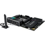 ASUS 90MB1J70-M0EAY0, Scheda madre 