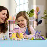 LEGO Gabby’s Dollhouse Dolce montagna e Giardino di Gattina Fatina, Giochi di costruzione Set da costruzione, 4 anno/i, Plastica, 263 pz, 686 g