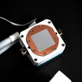 Valkyrie VK-AIOSY240W, Raffreddamento ad acqua bianco