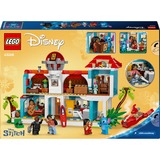 LEGO Disney | 43268 Casa sulla Spiaggia di Lilo e Stitch, Modellino Giocattolo con 6 Stanze e 5 Minifigure, Giochi Bambini 9+, Giochi di costruzione Modellino Giocattolo con 6 Stanze e 5 Minifigure, Giochi Bambini 9+, Set da costruzione, 9 anno/i, Plastica, 834 pz, 1,22 kg