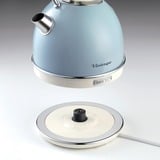 Ariete 2877 Bollitore elettrico 1,7 Litri di Design - Infusi, tè e tisane - Autospegnimento - 2000 Watt - Acciaio Inox - Linea Vintage - Celeste celeste, 7 Litri di Design - Infusi, tè e tisane - Autospegnimento - 2000 Watt - Acciaio Inox - Linea Vintage - Celeste, 1,7 L, 2000 W, Azzurro, Indicatore del livello dell'acqua, Senza filo, Filtro