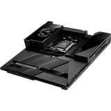 MSI 7E48-003, Scheda madre 