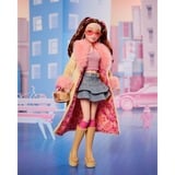 Mattel HYC19, Bambola 