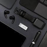 ADATA UR350 unità flash USB 256 GB USB tipo A 3.2 Gen 1 (3.1 Gen 1) Nero, Argento, Chiavetta USB nichel/Nero, 256 GB, USB tipo A, 3.2 Gen 1 (3.1 Gen 1), 100 MB/s, Senza coperchio, Nero, Argento