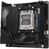 GIGABYTE B850I AORUS PRO Scheda Madre - Supporta processori AMD Ryzen Serie 9000, VRM digitale a 8+2+1 fasi, fino a 8400MHz DDR5 (OC), 1xPCIe 5.0 + 1xPCIe 4.0 M.2, 2.5LAN, WIFI 7, USB 3.2 Gen 2 Nero, VRM digitale a 8+2+1 fasi, fino a 8400MHz DDR5 (OC), 1xPCIe 5.0 + 1xPCIe 4.0 M.2, 2.5LAN, WIFI 7, USB 3.2 Gen 2, AMD, Socket AM5, AMD Ryzen 7000 Series, AMD Ryzen 8000 Series, AMD Ryzen 9000 Series, Socket AM5, DDR5-SDRAM, 128 GB