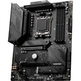 MSI 7D75-001R, Scheda madre Nero