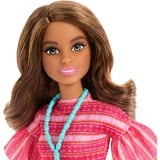 Mattel JCT02, Bambola 