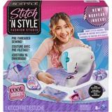 Spin Master COOL MAKER Stitch N' Style Macchina da Cucire Cool Maker Stitch N' Style Macchina da Cucire, Kit da cucito per bambini, 8 anno/i, Batterie richieste, Multicolore