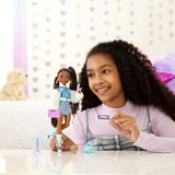 Mattel HYC22, Bambola 