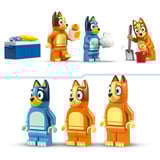 LEGO Bluey 11202 Vacanza sulla Spiaggia della Famiglia di Bluey con Macchina Giocattolo e 3 Minifigure, Regalo per Bambini 4+, Giochi di costruzione Regalo per Bambini 4+, Set da costruzione, 4 anno/i, Plastica, 133 pz, 379 g