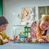 LEGO Friends 42670 Appartamenti e Negozi di Heartlake City, Gioco di Ruolo per Bambine 12+ con 3 Case Giocattolo da Costruire, Giochi di costruzione Gioco di Ruolo per Bambine 12+ con 3 Case Giocattolo da Costruire, Set da costruzione, 12 anno/i, Plastica, 2040 pz, 2,9 kg