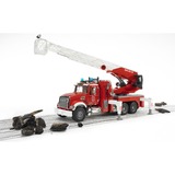 bruder MACK Granite fire engine with water pump veicolo giocattolo, Veicolo modello rosso/Bianco, 4 anno/i, ABS sintetico, Rosso, Bianco