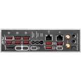 MSI 7E49-001R, Scheda madre 