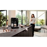 DeLonghi ECAM 220.60.B, Macchina automatica Nero