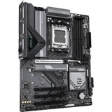GIGABYTE B850 EAGLE WIFI6E Scheda Madre - CPU AMD Ryzen Serie 9000, VRM digitale 8+2+2 fasi, fino a 8200MHz DDR5 (OC), 1xPCIe 5.0 + 2xPCIe 4.0 M.2, LAN GbE, WIFI 6E, USB 3.2 Gen 2 Nero/grigio, VRM digitale 8+2+2 fasi, fino a 8200MHz DDR5 (OC), 1xPCIe 5.0 + 2xPCIe 4.0 M.2, LAN GbE, WIFI 6E, USB 3.2 Gen 2, AMD, Socket AM5, AMD Ryzen 7000 Series, AMD Ryzen 8000 Series, AMD Ryzen 9000 Series, Socket AM5, DDR5-SDRAM, 256 GB