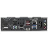 GIGABYTE B850 EAGLE WIFI6E Scheda Madre - CPU AMD Ryzen Serie 9000, VRM digitale 8+2+2 fasi, fino a 8200MHz DDR5 (OC), 1xPCIe 5.0 + 2xPCIe 4.0 M.2, LAN GbE, WIFI 6E, USB 3.2 Gen 2 Nero/grigio, VRM digitale 8+2+2 fasi, fino a 8200MHz DDR5 (OC), 1xPCIe 5.0 + 2xPCIe 4.0 M.2, LAN GbE, WIFI 6E, USB 3.2 Gen 2, AMD, Socket AM5, AMD Ryzen 7000 Series, AMD Ryzen 8000 Series, AMD Ryzen 9000 Series, Socket AM5, DDR5-SDRAM, 256 GB
