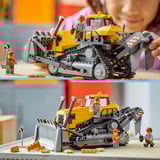 LEGO City 60466 Bulldozer Giallo Giocattolo, Veicolo da Cantiere con 3 Minifigure e Segnali Stradali, Idea Regalo da 8+ Anni, Giochi di costruzione Veicolo da Cantiere con 3 Minifigure e Segnali Stradali, Idea Regalo da 8+ Anni, Set da costruzione, 8 anno/i, Plastica, 682 pz, 996 g