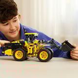 LEGO Technic Pala gommata Volvo L120 Electric, Giochi di costruzione Set da costruzione, 9 anno/i, Plastica, 973 pz, 1,36 kg