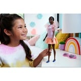 Mattel HRH14, Bambola 