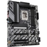 GIGABYTE Z890 UD WIFI6E Scheda Madre - Supporta CPU Intel Core Ultra (Serie 2), VRM a 12+1+2 fasi, fino a 8800MHz DDR5 (OC), 1xPCIe 5.0 + 2xPCIe 4.0, Wi-Fi 6E, LAN 2.5GbE, USB 4 VRM a 12+1+2 fasi, fino a 8800MHz DDR5 (OC), 1xPCIe 5.0 + 2xPCIe 4.0, Wi-Fi 6E, LAN 2.5GbE, USB 4, Intel, LGA 1851 (Socket V1), Intel Core Ultra (Series 2), LGA 1851, 256 GB, DDR5-SDRAM