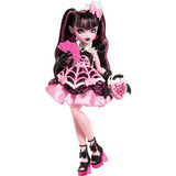 Mattel JBG74, Bambola 