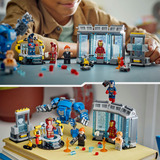 LEGO | Marvel 76315 Laboratorio di Iron Man: Sala delle Armature, Giocattolo Avengers con Mech e 5 Minifigure, Regalo Bambini 8+, Giochi di costruzione Giocattolo Avengers con Mech e 5 Minifigure, Regalo Bambini 8+, Set da costruzione, 8 anno/i, Plastica, 384 pz, 418 g