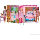 Mattel HRJ77, Sullo sfondo 