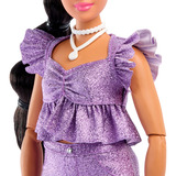 Mattel Barbie Deluxe Style in outfit metallico viola, Bambola 