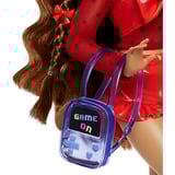 Mattel HYC23, Bambola 