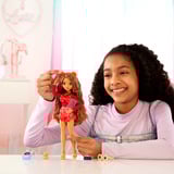 Mattel HYC23, Bambola 