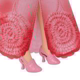 Mattel HYM41, Bambola 