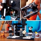 LEGO 43230, Giochi di costruzione 