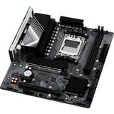 ASRock 90-MXBLA0-A0UAYZ, Scheda madre 