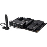 ASUS 90MB1JD0-M0EAY0, Scheda madre 