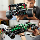 LEGO Technic Aston Martin Aramco AMR25 F1 Auto, Giochi di costruzione Kit di Modellismo Formula 1 per Adulti da Collezione, Regalo per Fan, Set da costruzione, 18 anno/i, Plastica, 1547 pz, 2,64 kg