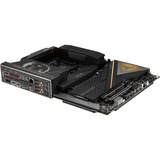 MSI 7E22-001R, Scheda madre Nero/giallo dorato