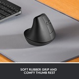 Logitech Lift Mouse Ergonomico Verticale, Senza Fili, Ricevitore Bluetooth o Logi Bolt USB, Clic Silenziosi, 4 Tasti, Compatibile con Windows / macOS / iPadOS, Laptop, PC. Grafite grafite/Nero, Senza Fili, Ricevitore Bluetooth o Logi Bolt USB, Clic Silenziosi, 4 Tasti, Compatibile con Windows / macOS / iPadOS, Laptop, PC. Grafite, Mano destra, Design verticale, Ottico, RF senza fili + Bluetooth, 4000 DPI, Grafite