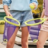 Spin Master Aerobie Flingo, gioco di lancio e ricezione per esterni per bambini e adulti, set con pallina da lanciare e prendere al volo per giochi estivi, giochi per cortile, campeggio e spiaggia per bambini dagli 8 anni in su, Attrezzature per il fitness Aerobie Flingo, gioco di lancio e ricezione per esterni per bambini e adulti, set con pallina da lanciare e prendere al volo per giochi estivi, giochi per cortile, campeggio e spiaggia per bambini dagli 8 anni in su, Gioco Pop-n-catch, 8 anno/i
