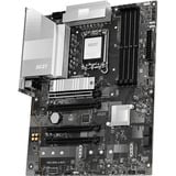 MSI 7E54-006R, Scheda madre Nero