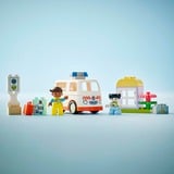 LEGO DUPLO Ambulanza e autista, Giochi di costruzione Set da costruzione, 2 anno/i, Plastica, 19 pz, 422 g