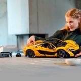 LEGO Technic McLaren P1™, Giochi di costruzione Set da costruzione, 18 anno/i, Plastica, 3893 pz, 7,64 kg