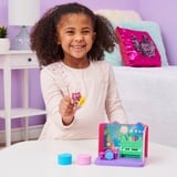 Spin Master 6065830, Sullo sfondo 